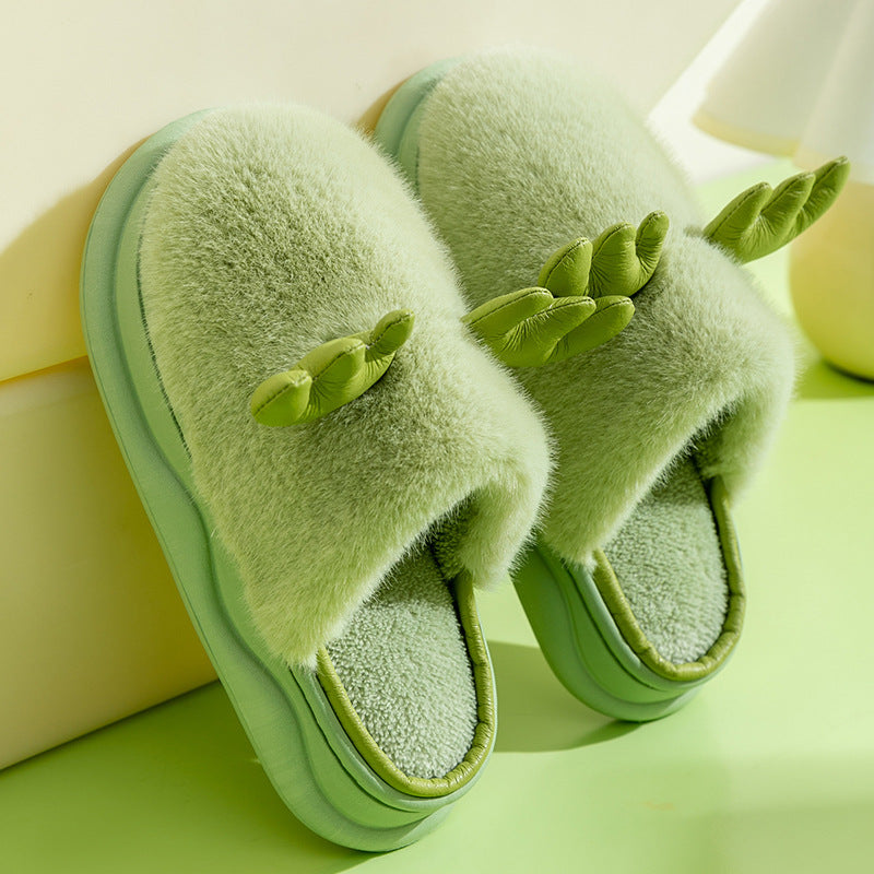 Wholesale cute winter warm non-slip confinement shoes indoor couple fur slippers